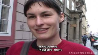 Se lleva a una jovencita desconcida al baño