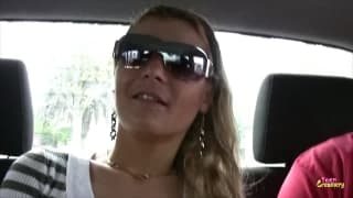 En esta playa el placer aumenta al follar