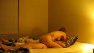 Vídeo aficionada de una linda pareja follando