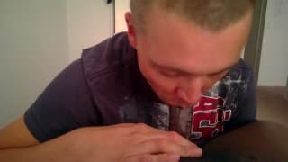 Así se pasa la tarde chupando una pija