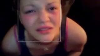 La veremos en primer plano mamando con gusto