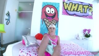 Zelda siempre está dispuesta a morder una polla gorda jugosa