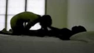 Temprano en la mañana se lanza a mamar