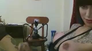 Harley Trap se tatuó y se puso cachonda.