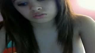 Esta mujer es muy parecida a Selena Gomez