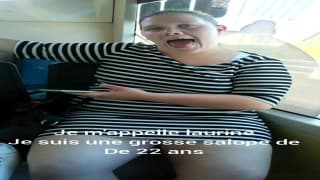 Chica francesa abriendo sus grandes y jugosas piernas