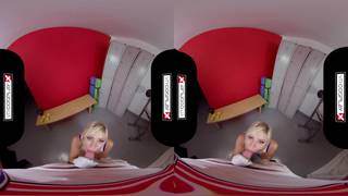 En realidad virtual, Lola Bunny chupa pollas y se deja coger así En realidad virtual, Lola Bunny chupa pollas y se deja coger así