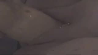 Esta chica BBW es atada y masturbada con un gran dildo Esta chica BBW es atada y masturbada con un gran dildo