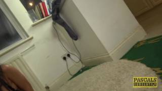 Pascal somete y amarra a Princess Jas