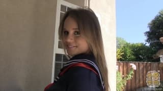 Alexis Adams una sexy y dulce marinera