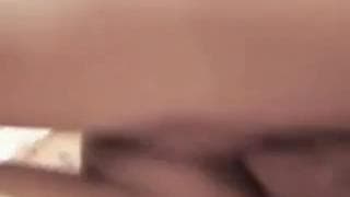 Aficionados que disfrutan follando en casa y con tratamientos faciales