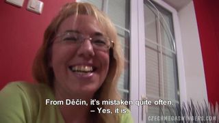 Una noche de fiesta que termina en un montón de sexo grupal