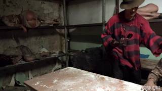 Freddy Krueger cogiéndose a una rubia Freddy Krueger cogiéndose a una rubia