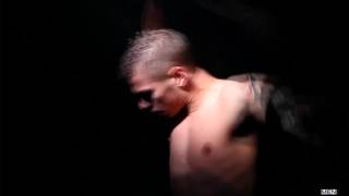 Paul Walker siendo chupado por Tyson Tyler