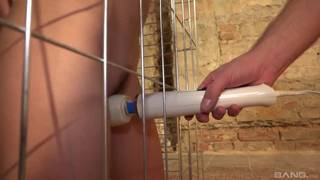 Compilación de mujeres atadas y BDSM