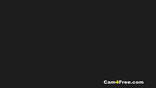 Una joven linda se burlan de los fans en la webcam