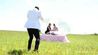 Traiciona a su marido con una rubia después de la boda Traiciona a su marido con una rubia después de la boda