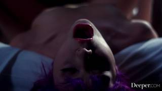 Joven damisela follada por su amante maduro