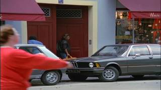 Un buen polvo en una vieja película porno francesa de época.