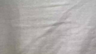 Se supone que Lelu Love masajea a un cliente de una manera my sensual