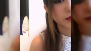 Linda asiática quiere su coño peludo cremoso