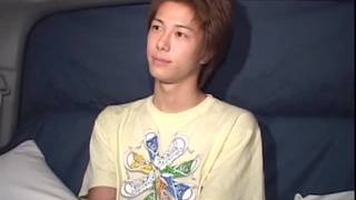 twinks asiáticos quieren tener placer con un práctico