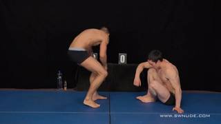 Radan Flex contra Libor Duhec en una lucha cachonda