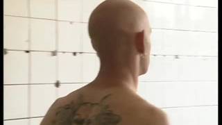 El sexo BDSM con Thom es muy intenso y hasta le dará miedo