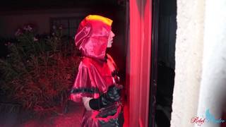 Caperucita Roja visita al negro de polla larga para que se la folle Caperucita Roja visita al negro de polla larga para que se la folle