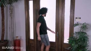 El instructor de fitness se la follará como tanto le gusta hacerlo