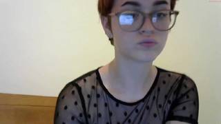 Me visto con ropa reveladora para mis fanáticos aficionados