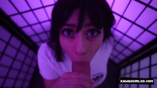 Kawaii Girl chupa la polla y traga con palcer