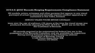 Sergio y Bryan se lo hacen en bareback carne con carne