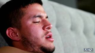 Colt Rivers y Joey Rico son muy amigos y se follan en la oficina