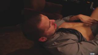 A Brenden Cage le encanta sentirla en el culo