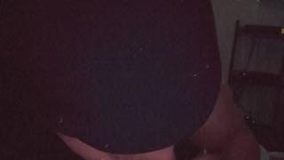 Una árabe cachonda a la que le encanta chupar pollas calientes Una árabe cachonda a la que le encanta chupar pollas calientes