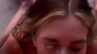 Estrella de Internet urfavbellabby se la follan