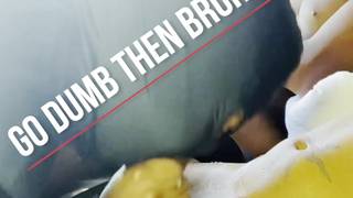 Tres gays negros follan apasionadamente en este porno