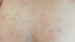 Ladyboy lo toma por detrás y recibe su polla dura sin condón Ladyboy lo toma por detrás y recibe su polla dura sin condón