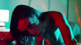 Anastasia Brokelyn folla en posición de perrita y mama polla