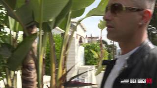 Nilla Black es follada en el camión de vidrio tras los masajes