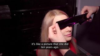 Esta Rubia Cachonda etá Mamando y Follando en Pantimedias