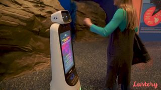 Melissa es la rubia que quiere follar con Jason en su bañera al final