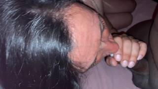 Morena en el sauna disfruta un Gangbang con Mamada Profunda y facial Morena en el sauna disfruta un Gangbang con Mamada Profunda y facial