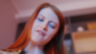 Lucy Huxley y Roméo se activan sexualmente para un polvo alocado