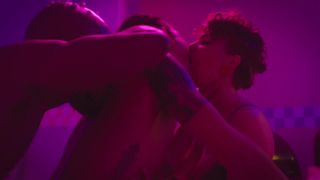 Bishop Black, Noir So y Catalina d'Aragó en un trío bisexual